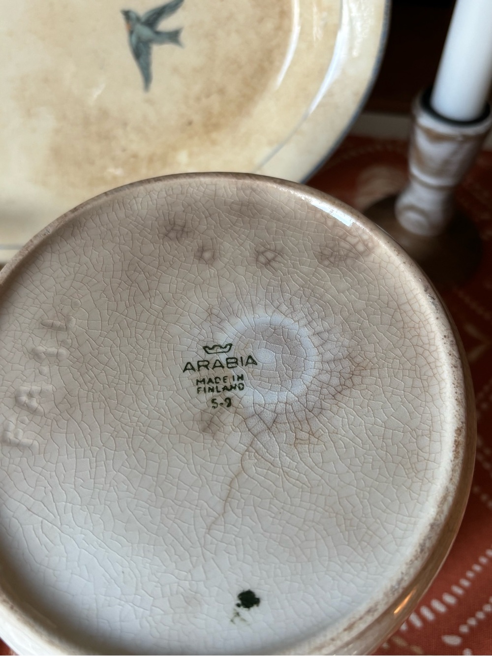 Neutral Crackle Ceramic Pitcher - Collection - Picture 4 of 8